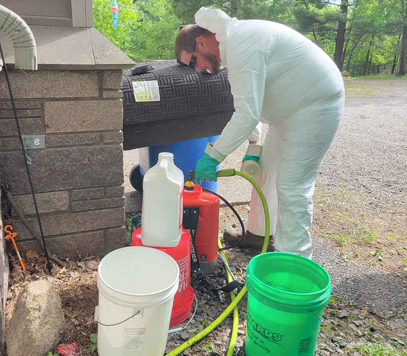 MN Certified Pesticide Applicators MN Certified Pesticide Applicators